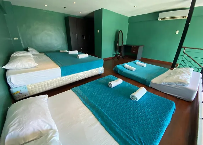 Huge Lofts By P&j Cebu